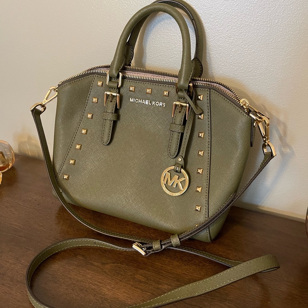 Michael Kors Studded crossbody
